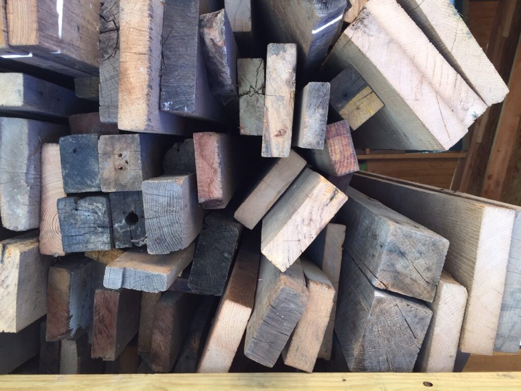 Thick-Stock Reclaimed Lumber